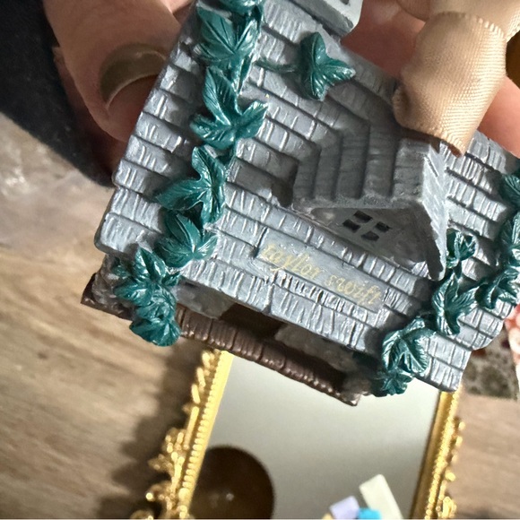 NIB Taylor Swift Evermore Cabin Ornament Ivy covered in you Christmas - Picture 17 of 17